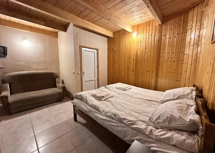 Family Hotel Parnas 2250