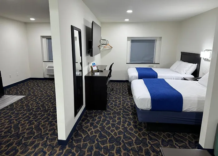 Lakeside Inn And Suites