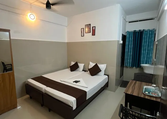 Priya Lodge