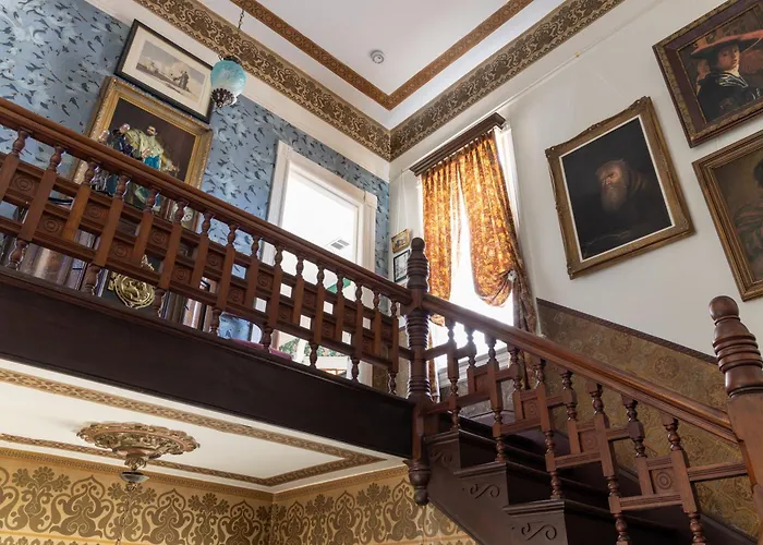 The Jd Hyde Historic Inn