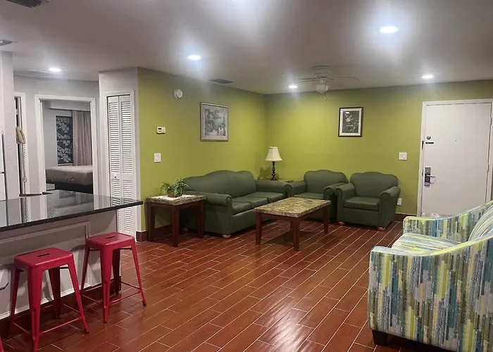 Travelodge By Wyndham Hotel & Cottages St Augustine - Historic