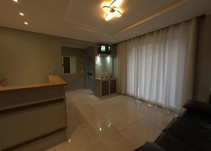Hotel XV