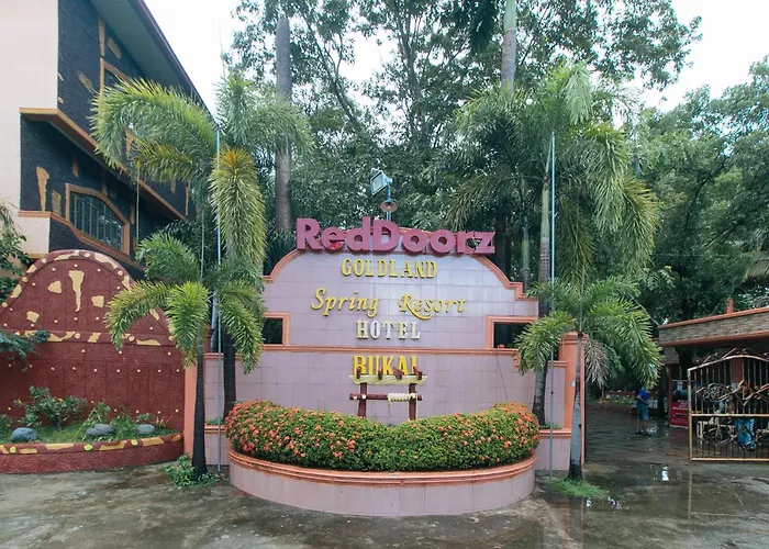 Reddoorz @ Goldland Spring Resort Urdaneta City