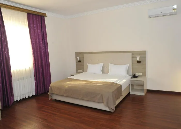 Sunkar Hotel