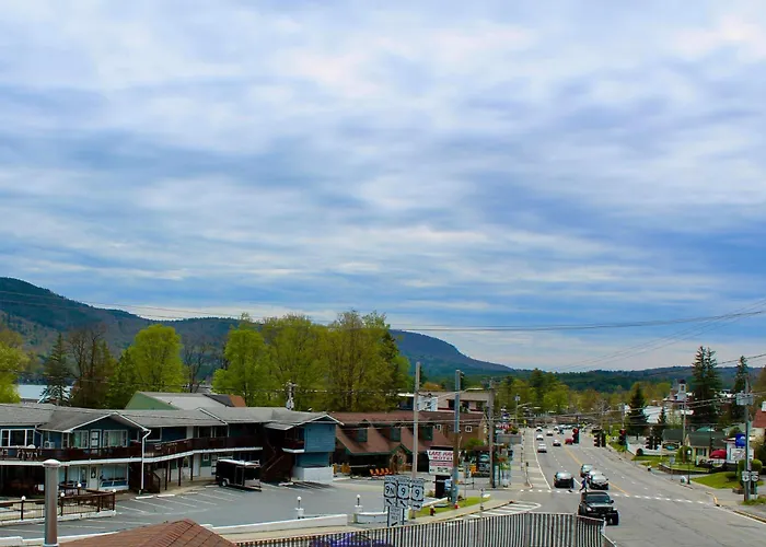 Lake George Inn