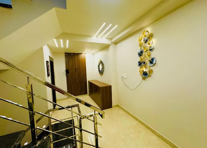 Hotel Najaf Palace