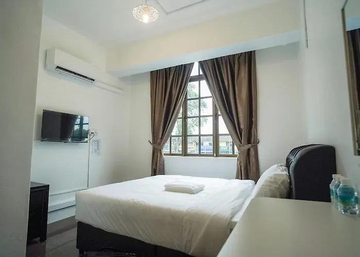 B Link Hotel