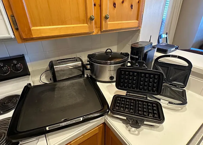 Ski In And Out, Pet And Kid Friendly, Slope Side Townhouse