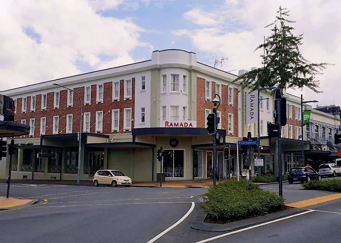 Ramada By Wyndham, Hamilton City Center