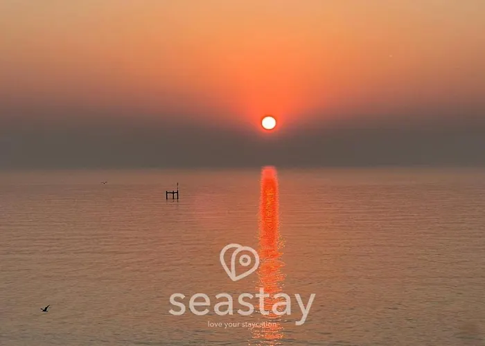 Sail Penthouse - Beach & Parking