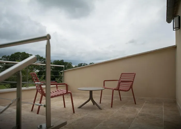 Domaine De L'Ecorcerie