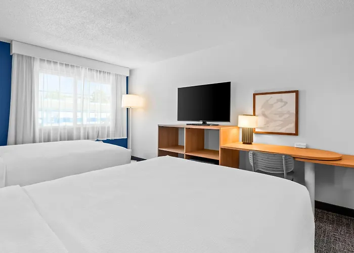 Spark By Hilton Modesto