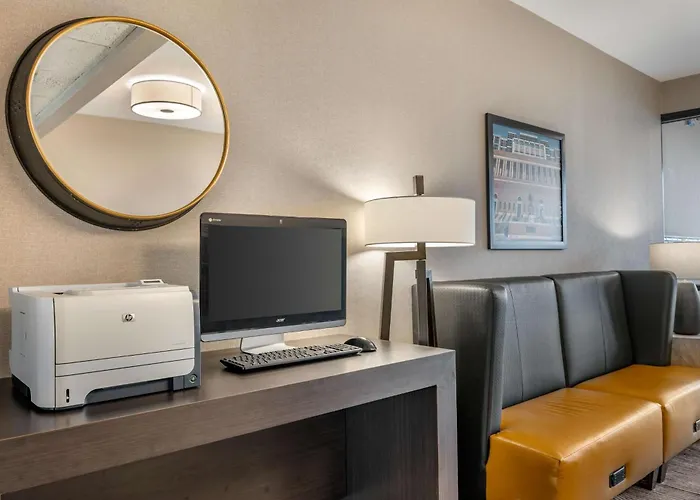 Drury Inn & Suites Champaign