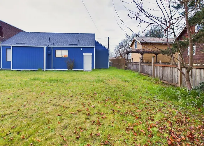 Modern Earthy Bungalow I King Beds I Osu