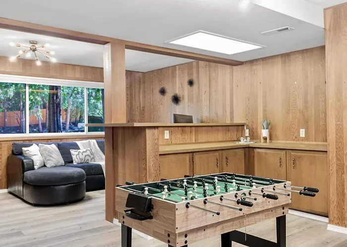 Multi Functional Family Home In Redmond And Only Four Mins To Msft