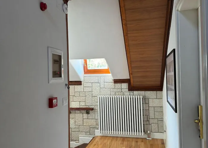 Mari'S Guesthouse