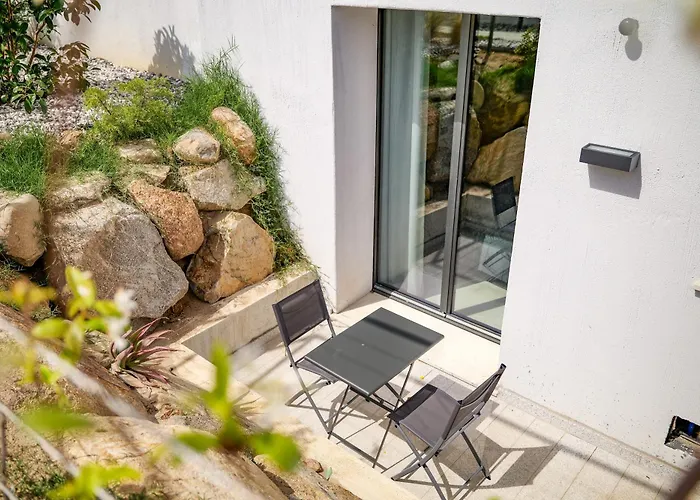Domus Delfino Aparthotel Villasimius