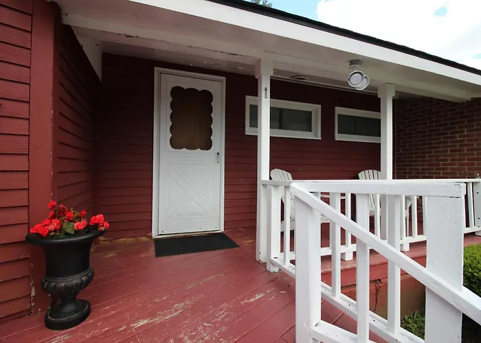 Coho Inn & Motor Lodge
