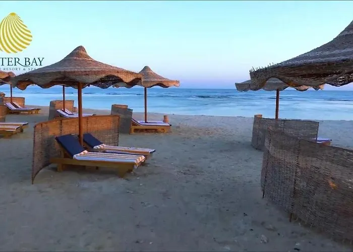 Oyster Bay Beach