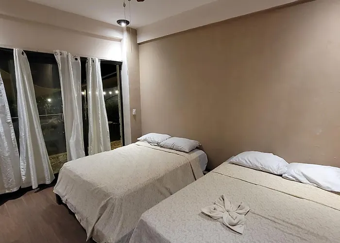 Restaurante Y Hostal Romayor