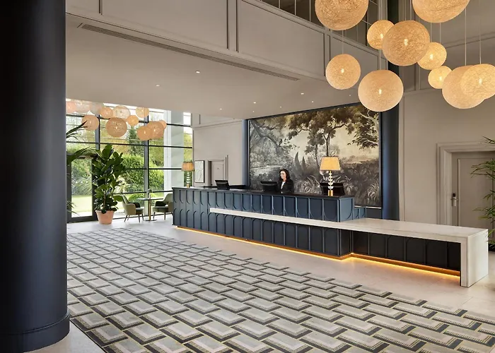 The Gateway Hotel