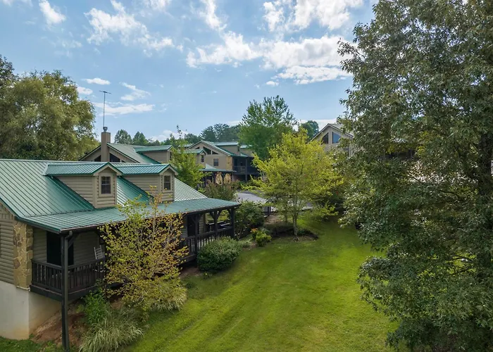 Lodge At Tellico