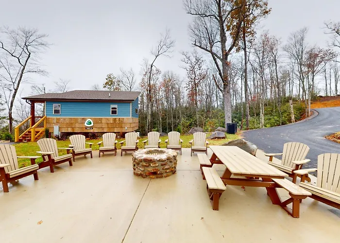 Trailhead Lodges