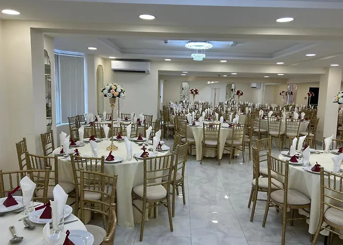 Zaheer'S Hotel