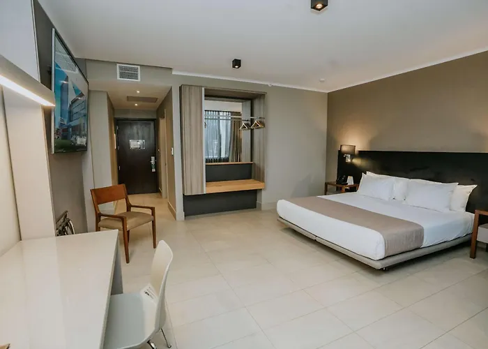 Best Western Ferrat
