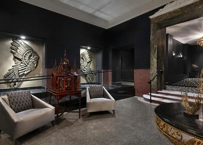The Warrior Hotel, Autograph Collection