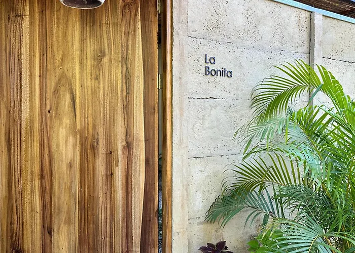 La Bonita Lodge
