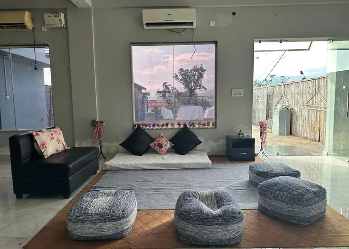 Hotel Tulsi Inn