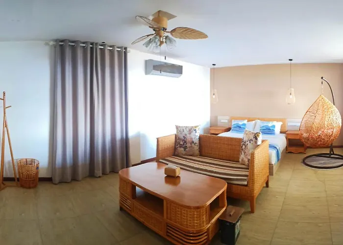 Puerto Galera Seaview Resort