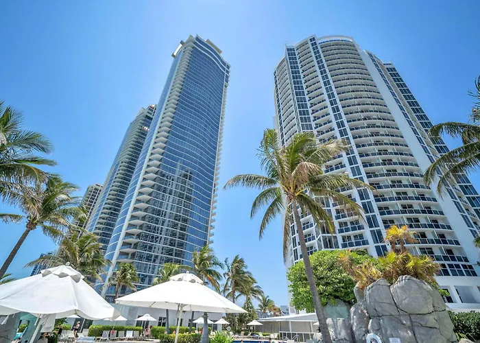 9Th Floor Suite At Trump Int Resort Sunny Isles