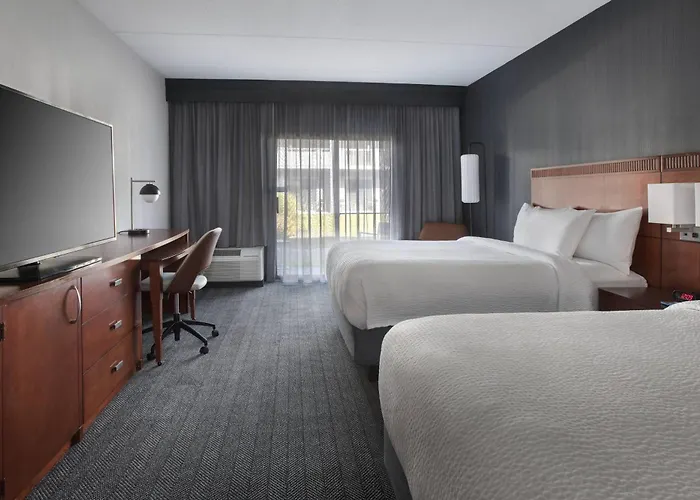 Courtyard By Marriott Poughkeepsie