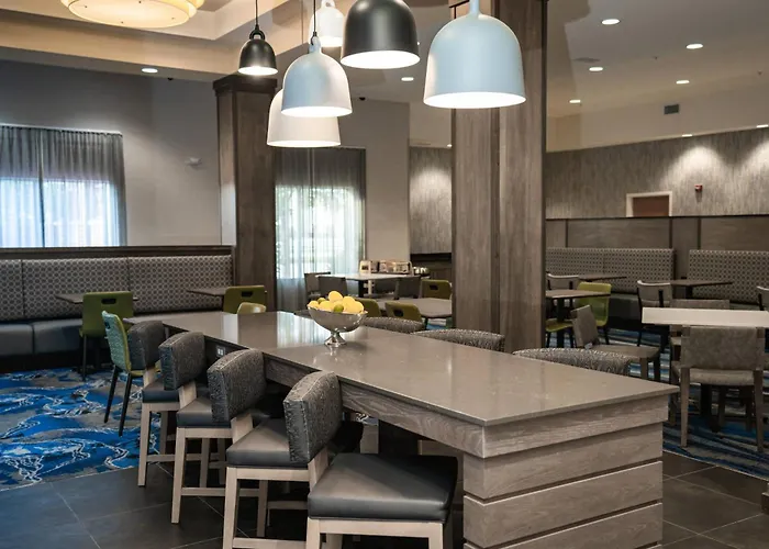 Fairfield Inn & Suites By Marriott Kearney