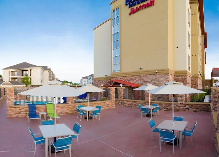 Fairfield Inn And Suites By Marriott North Spring