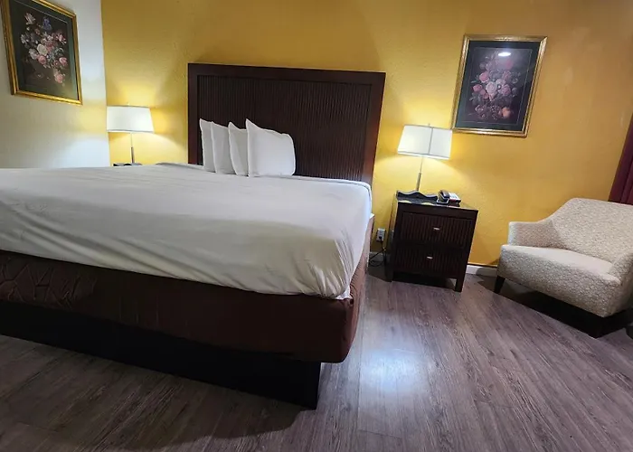 Mission Inn And Suites