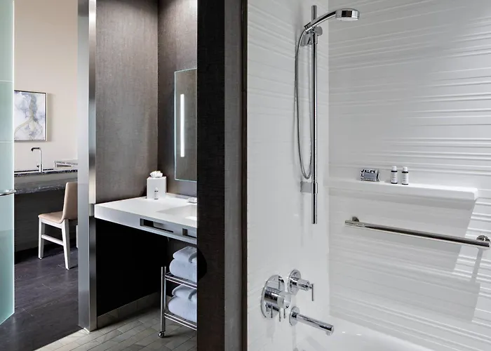 Ac Hotel By Marriott Grand Rapids Downtown