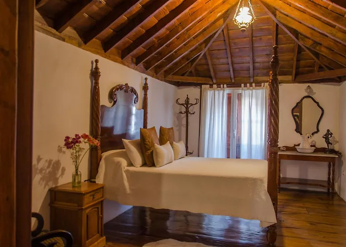 Hotel Rural Casona Santo Domingo