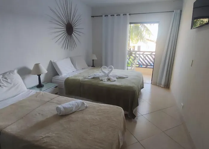 Dolphin Pousada & Suites