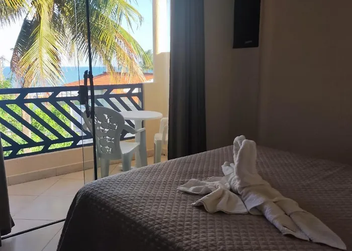 Dolphin Pousada & Suites