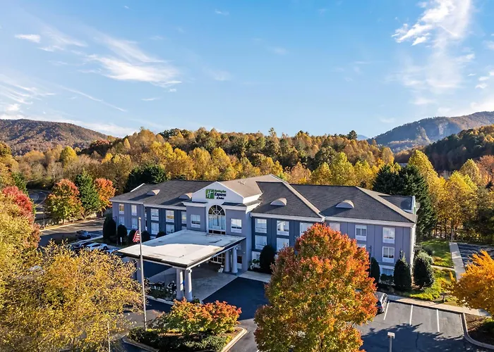Holiday Inn Express & Suites Sylva / Dillsboro By Ihg
