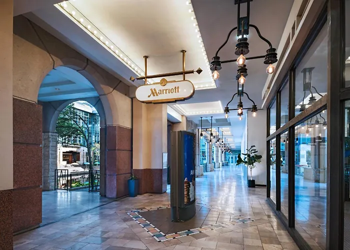 San Antonio Marriott Rivercenter On The River Walk