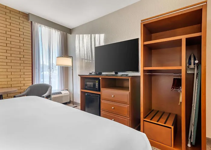 Drury Inn & Suites Atlanta Airport