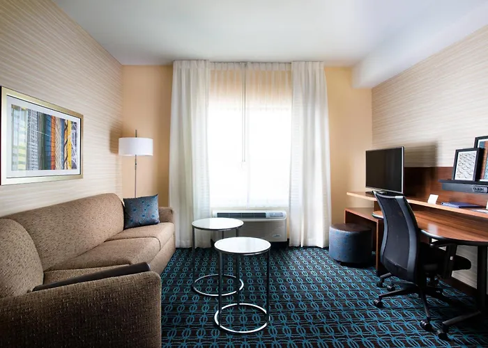 Fairfield Inn & Suites By Marriott Rochester Mayo Clinic Area/Saint Marys