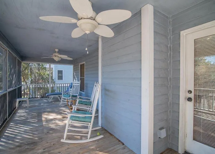 A Some Place Special Minutes To Beach Sleeps 10