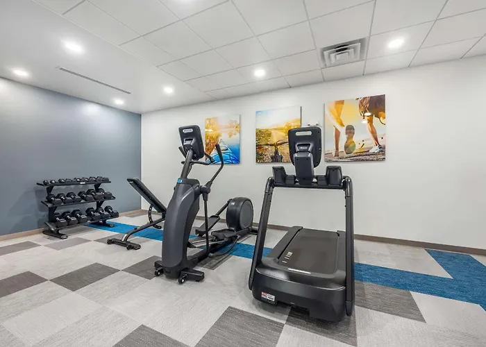 Comfort Inn & Suites Nashville Bellevue