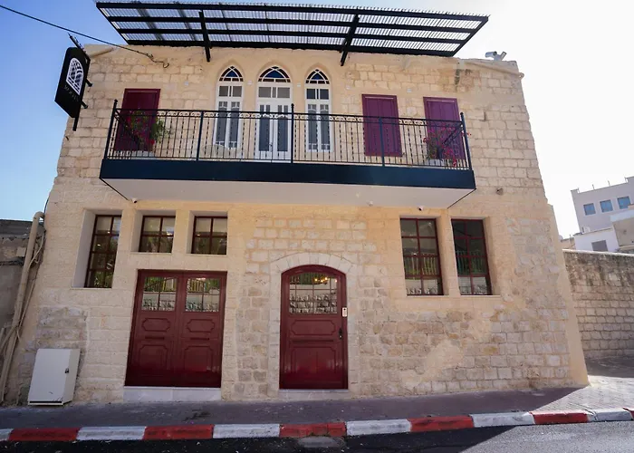 Roots Boutique Hotel
