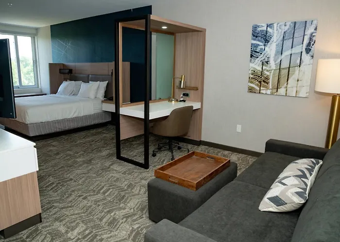 Springhill Suites By Marriott Woodbridge